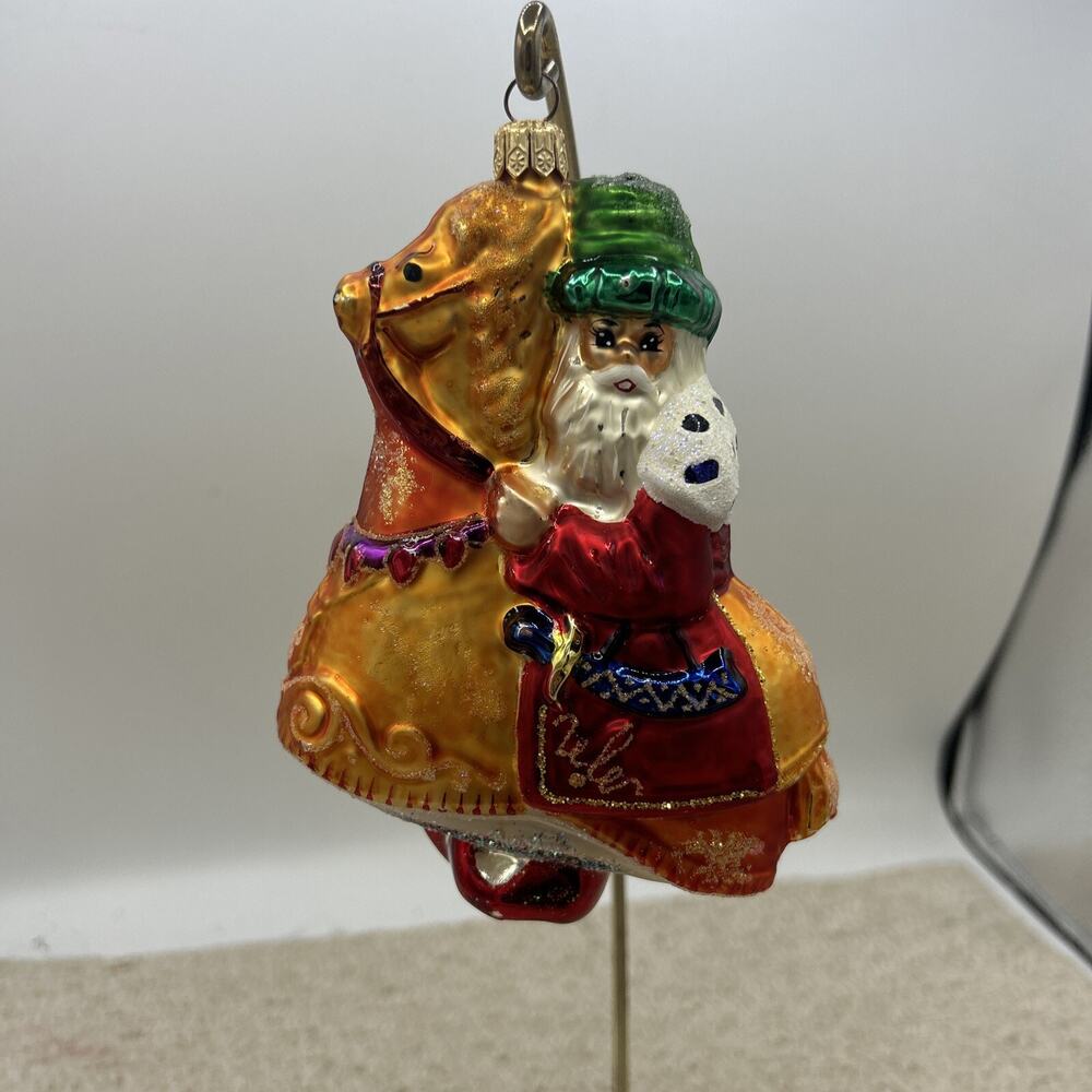 RADKO "PAGEANTRY" 97-139-0 1997 5 1/2" X 4" SANTA CHARACTER RIDING HORSE